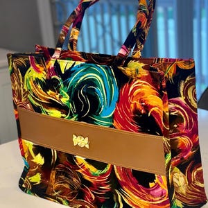 DiWaki Africa Inspired colorful Tote bag, beautiful bag, Zipper close top, fabric handle, African handmade bag, made in Côte d’Ivoire