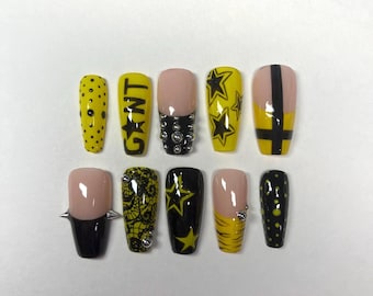 Ego Death Nails//Press on nails//Punk Nails//Y2K Nails//Handmade nails//Ego Death At A Bachlorette Party//Alt Nails//Hayley Williams