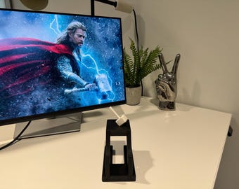 Mjolnir Controller Statue