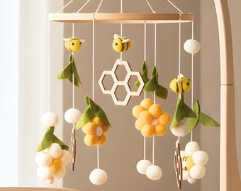 Neutral Bee Baby Mobile, Crib Mobile, Mobile Baby, Neutral Mobile, Baby Nursery Room Decor, Felt Nursery Mobile, Crochet Baby Mobile