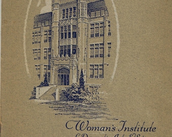 Libro de costura del Instituto de la Mujer Mary Brooks Picken de la década de 1920, 21 vestidos A-4, parte 1