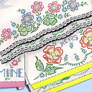 1950s Vintage Vogart Embroidery Transfer 263 Uncut Bold Floral Pillowcase Motif