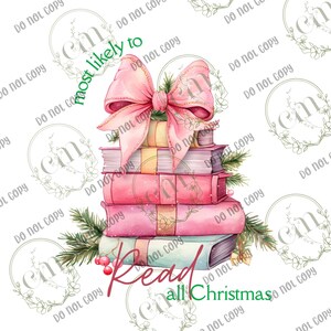 Peut inclure: Une pile de livres enveloppés de rose et de bleu avec un nœud rose sur le dessus. Les livres sont décorés de ruban doré et de branches de pin vertes. Le texte "Read all Christmas" est écrit en vert sous les livres.