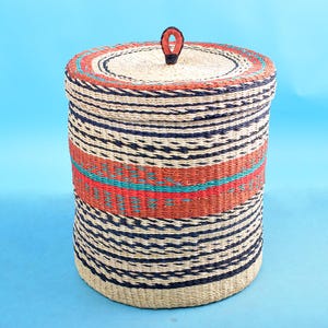 Bedding straw organizer| Handwoven African Laundry Basket| handwoven wicker Floor Hamper