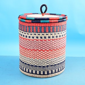 Handwoven Ghana laundry basket| bedroom clothes storage with lid