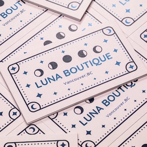 Cartes de visite en aluminium de luxe Carte avec logo personnalisé Finition mate ou brillante personnalisée Impression élégante Agents immobiliers, produits de soins de la peau Coiffeurs Services auto