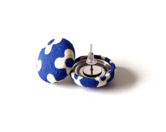 Blue and White Vintage Flower Patterned Button Earrings 15mm or 19mm