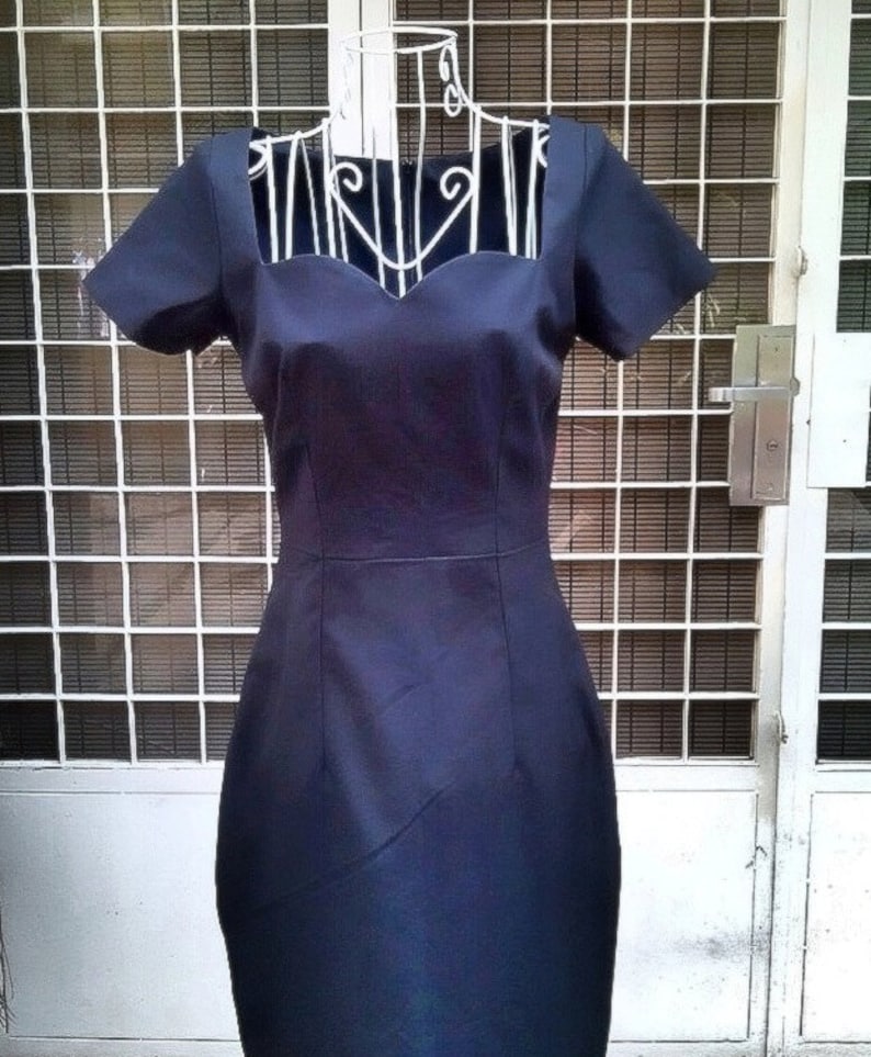Sweetheart Neckline Pencil Dress