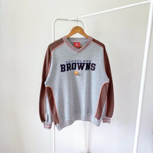 Vintage/ 90s/ Cleveland/ Browns/ NFL/ football/ NFL official gray sweatshirt/ M