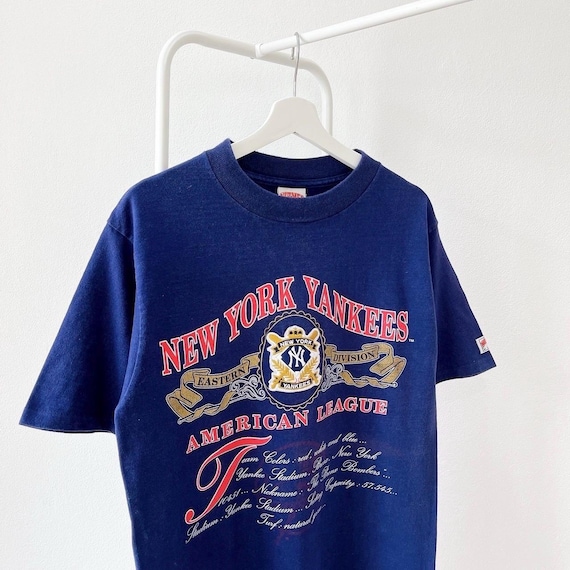 Vintage 90s New York Yankees T-shirt - Nutmeg Mills MLB Blue Tee