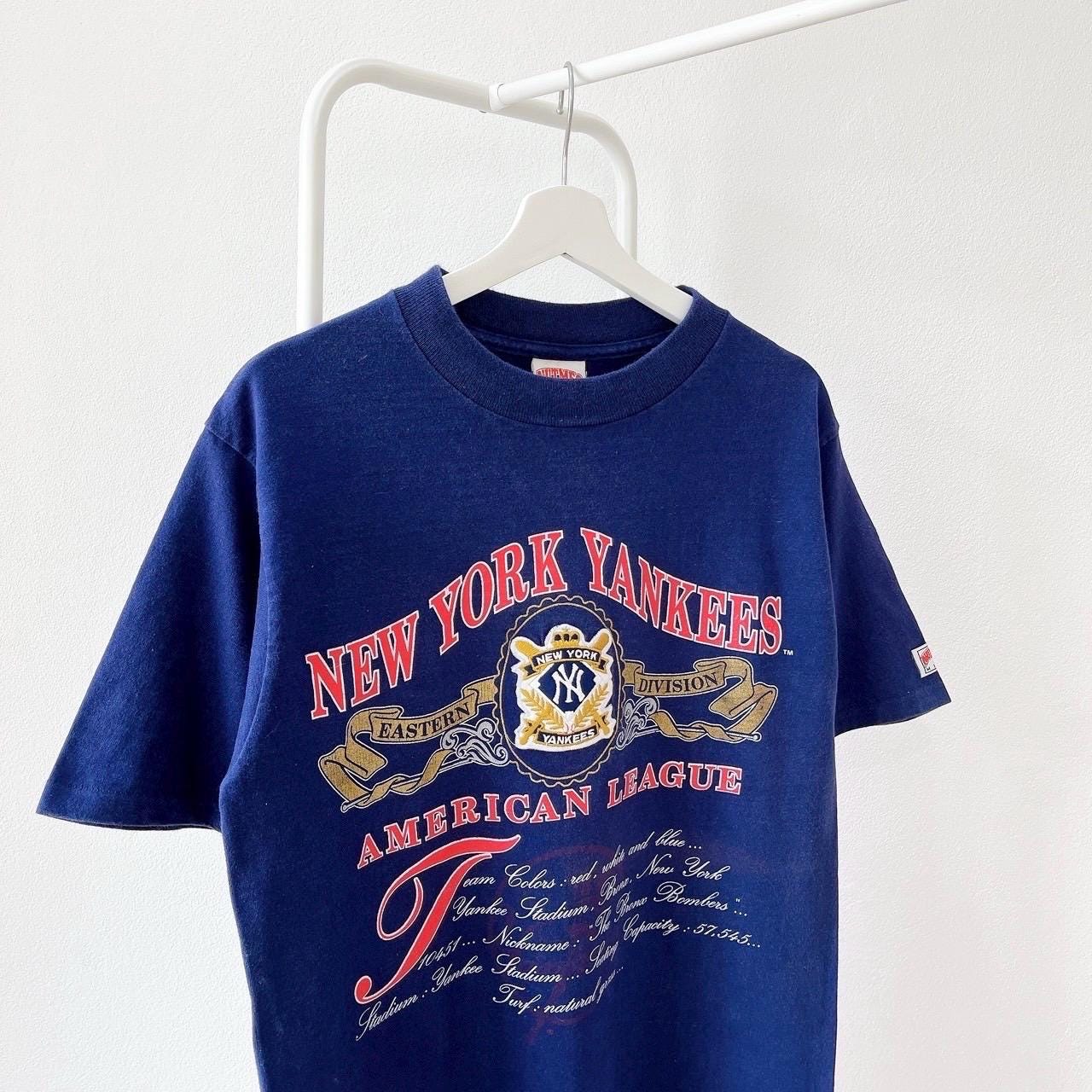 Vintage 90s New York Yankees T-shirt - Nutmeg Mills MLB Blue Tee