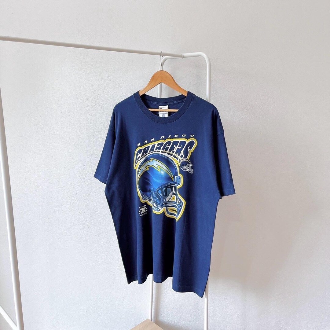 Vintage 1990s San Diego Chargers/ NFL/ Pro Player USA T-shirt/ (XL