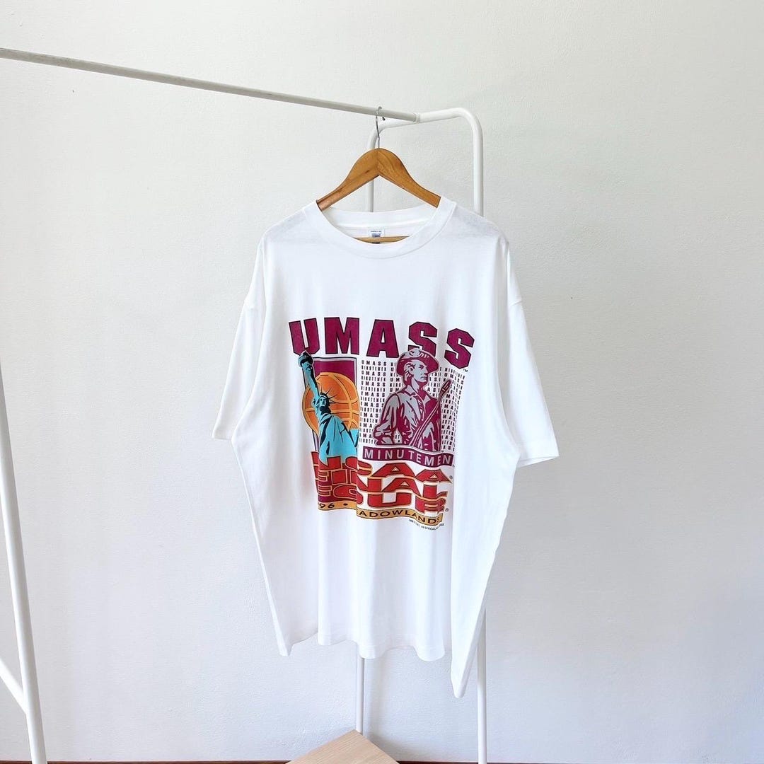 Vintage/ 90s/ Umass/ Minutemen/ 1996/ NCAA/ Logo 7/ Made in USA
