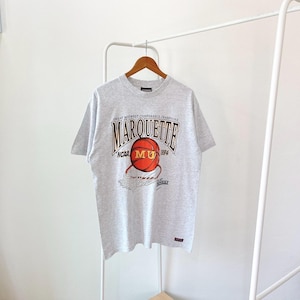 Vintage 90s/ Marquette/ University/ 1994/ MU/ Golden Eagles/ NCAA/ Final four/ vintage Jansport made in USA gray t-shirt (L)