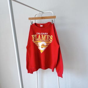 80s Calgary Flames ice hockey, Vintage Flames red sweatshirt (M)
