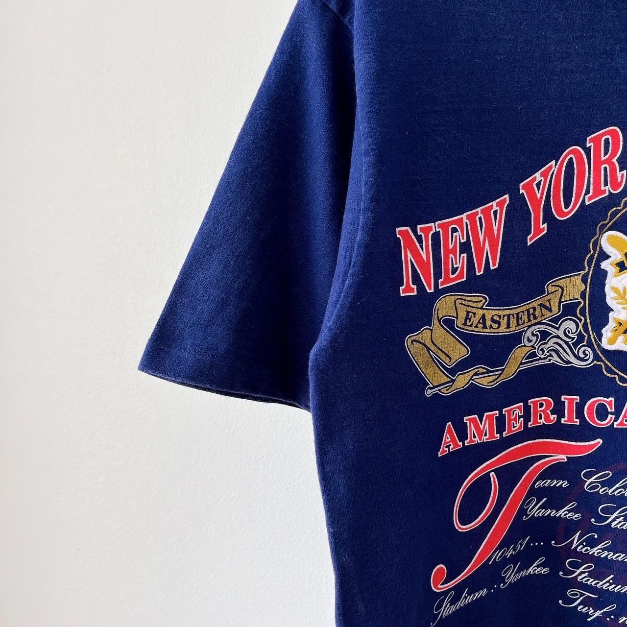 Vintage 90s New York Yankees T-shirt - Nutmeg Mills MLB Blue Tee