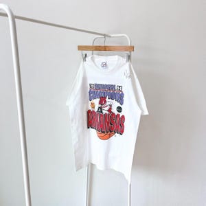 Vintage 90s/ Arkansas/ Razorbacks/ NCAA/ 1994/ vintage Playerz white t-shirt/ L