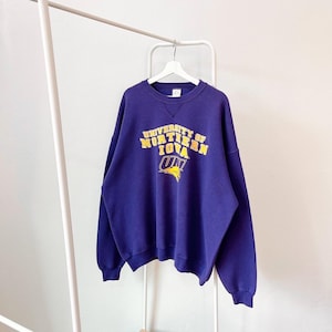 Vintage 00s/ Northern IOWA/ UNI/ vintage M.J. soffe purple sweatshirt (2XL)