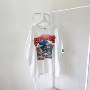 Vintage/ 90s/ Denver/ Broncos/ football/ 1997/ Starter/ made is USA/ white/ t-shirt (2XL)