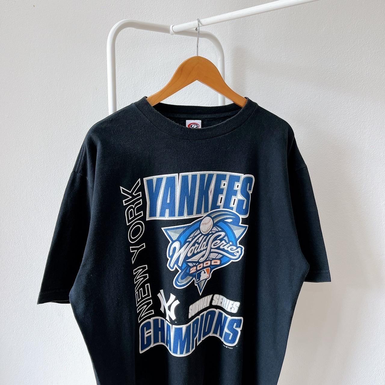 Vintage/ 00s/ New York/ Yankees/ 2000/ Baseball/ True Fan/ Black