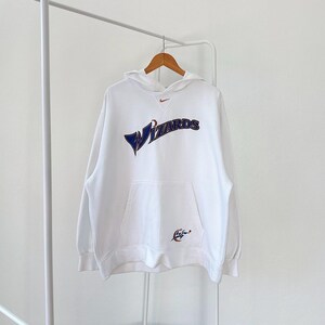 Vintage 00s Washington Wizards NBA basketball, Nike white hoodie (L)