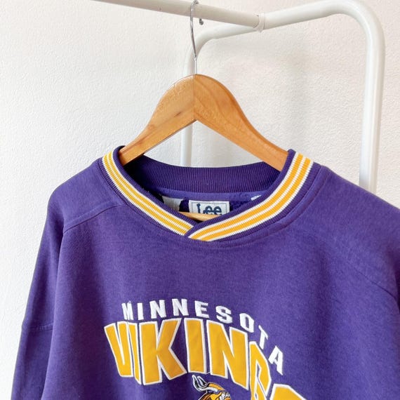 Vintage 1990s Minnesota Vikings NFL Sweatshirt/ Lee Sport (XL