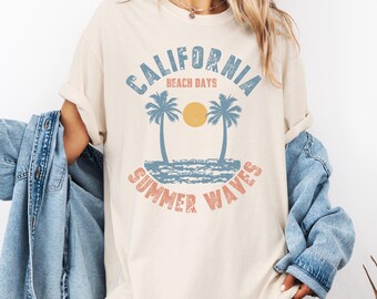 California Beach Days T-Shirt, Unisex Summer Tee, Tropical Vibe Shirt, Vacation Apparel, Men's Women's Clothing