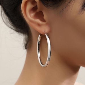 Grandes créoles, créoles épaisses dorées et argentées, boucles d'oreilles imposantes de 50 mm, créoles surdimensionnées et légères