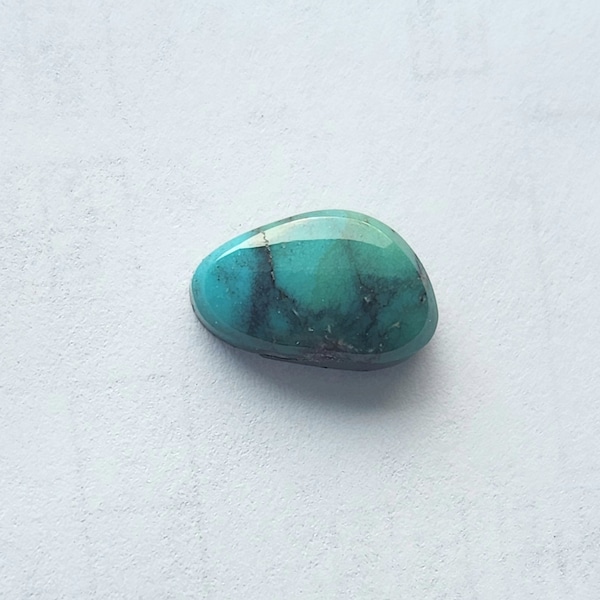 Turquoise from Bisbee, Arizona, Blue Natural Untreated Turquoise 2 carats, Turquoise for Custom Necklace, 12mm Turquoise