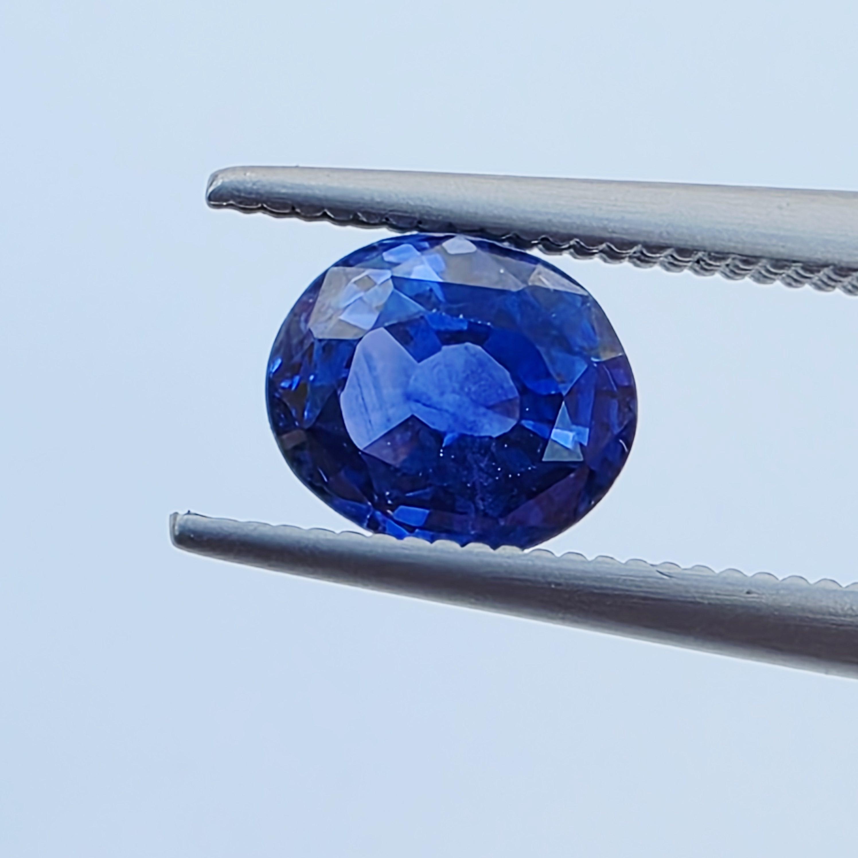 Saphirs Naturels Bleu Du Sri Lanka - 2,15 CTS - Ovale 7x6 Mm - Traités Par Chauffage (H)