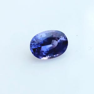 Purple Oval Sapphire from Sri Lanka, 1.44 carat oval rich purple sapphire, 8.06 x 582 x 3.77mm Loose Sapphire Birthstone Gem