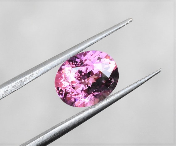 ピンクスピネル(グラデーション)3mmx4mm ピンクスピネル(グラデーション)3mmx4mm
