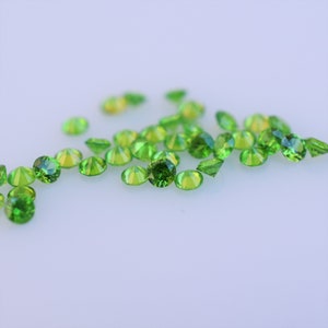 Russian Demantoid Garnet 1.9mm Round Gems, Apple Green Demantoid Garnet from Russia for Custom Project or Halo, January birthstone