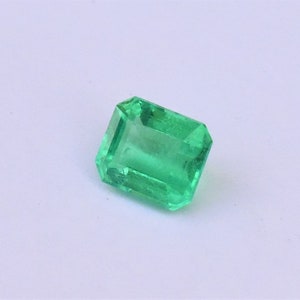 Emerald Cut Emerald from Colombia, One Carat Emerald Cut Emerald, Light Green Emerald, 6.43 x 5.50 x 3.69mm image 7