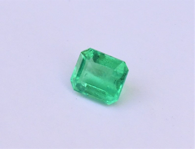 Emerald Cut Emerald from Colombia, One Carat Emerald Cut Emerald, Light Green Emerald, 6.43 x 5.50 x 3.69mm image 7