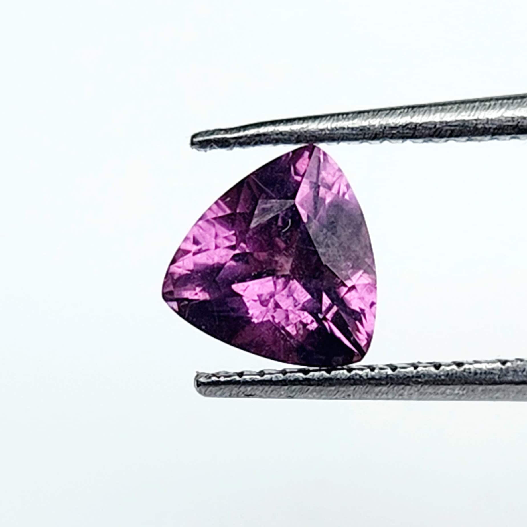 Buy Color Change Garnet Trillion , Pink Purple Garnet, 1.04 Ct  