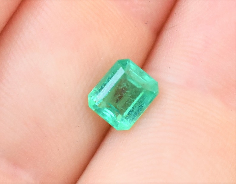 Emerald Cut Emerald from Colombia, One Carat Emerald Cut Emerald, Light Green Emerald, 6.43 x 5.50 x 3.69mm image 6