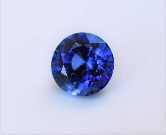 美しい非加熱サファイア0.69ct