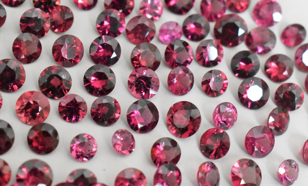 5.5mm Round Rhodolite Garnet: Loose Red Gemstone (sold per Piece) - Etsy