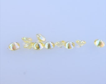 Diamanti gialli, diamante giallo non trattato da 1,3 mm, diamanti gialli taglio brillante rotondo, fancy light yellow, pietra portafortuna del mese di aprile, venduti singolarmente.