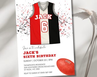 Könnte beinhalten: Eine Geburtstagseinladung mit einem rot-weiß-schwarzen Trikot, das "JACK" und die Nummer "6" zeigt. Die Einladung kündigt "JACK'S SIXTH BIRTHDAY" an und enthält eine rote Football-Illustration.