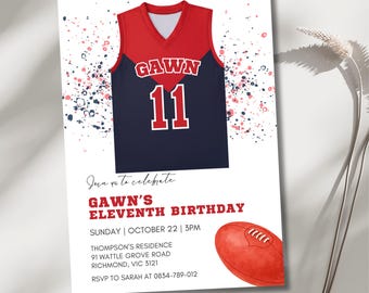 Könnte beinhalten: Eine Geburtstagseinladung mit einem rot, marineblau und weißen Trikot-Design, das "GAWN" und die Nummer "11" zeigt. Die Einladung kündigt "GAWN'S ELEVENTH BIRTHDAY" mit Veranstaltungsdetails an. Eine rote Football-Illustration ist ebenfalls enthalten.