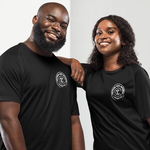 Elevate Your Training with our Discipline Over Motivation Jersey - Unisex Workout Shirt, Ideal Gift for Gym Enthusiasts