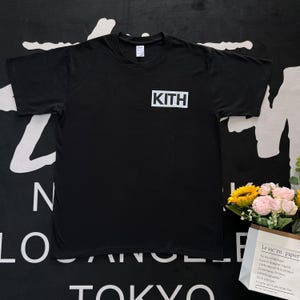 Camisetas KITH FW para hombre y mujer, camiseta informal de algodón de manga corta de gran tamaño con etiqueta pequeña y letras en forma de caja, ropa