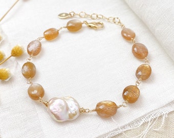 Baroque Pearl and Golden Moonstone Beaded Bracelet in Gold - 7.5 Inch + Extender - Fall Jewelry