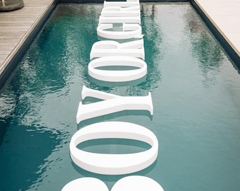 Lettere galleggianti 3D per piscina: iniziali giganti in polistirolo per rivelare il sesso del nascituro e decorazioni per piscine nuziali