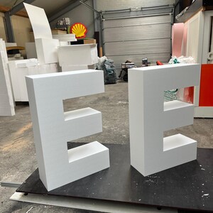 Letras de EPS Grosor 30 cm • Altura 30-90 cm