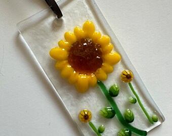 Fused glass sunflower suncatcher/garden suncatcher/ornament/flowers/glass suncatcher/ sunflowers