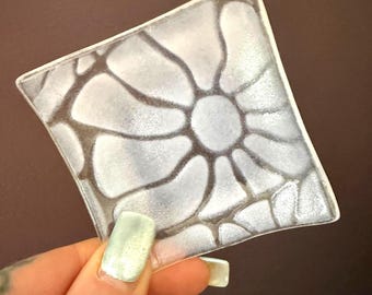 Retro Daisy fused glass mini dish, white glass