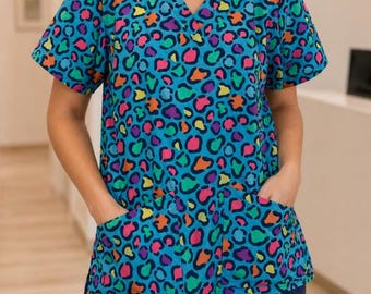 Leopard Scrubs Top för djurälskare - Roliga hälsovårdskläder för katt